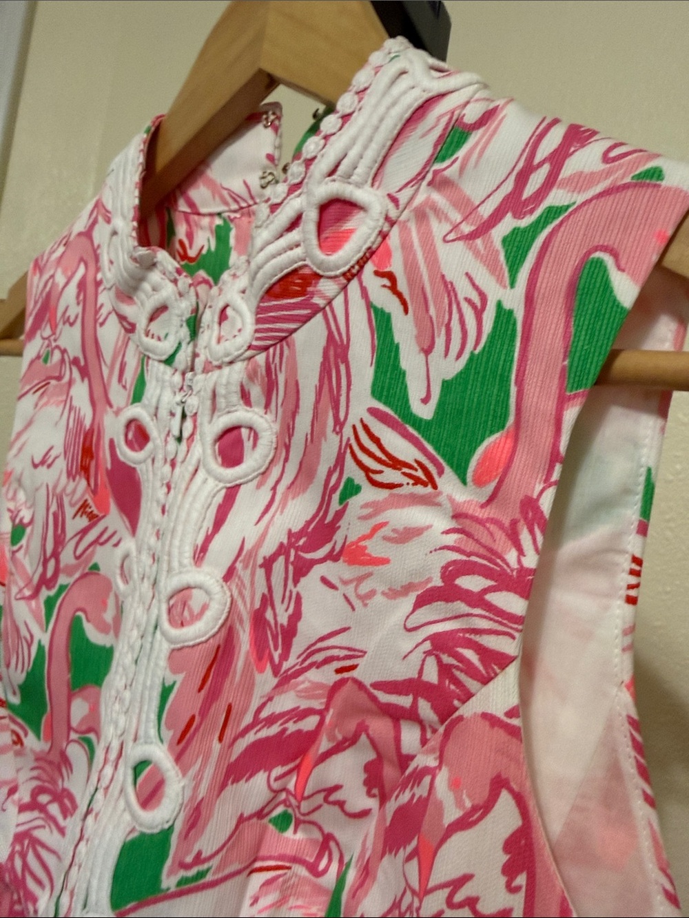 Lilly Pulitzer 💗Sleeveless Pink & Green Flamingo Print Shift Dress - Picture 14 of 15